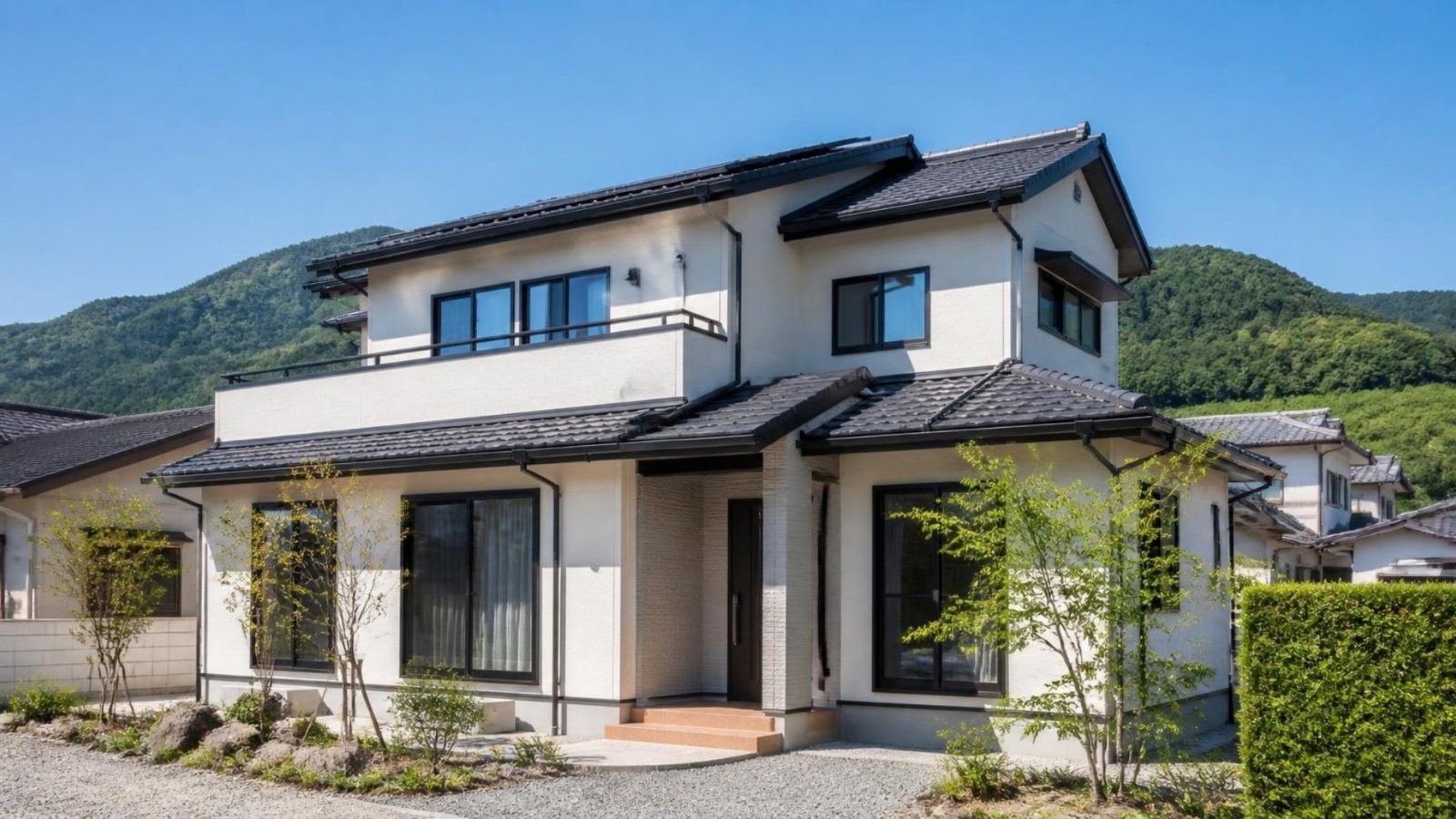 外壁塗装を終えた戸建て住宅