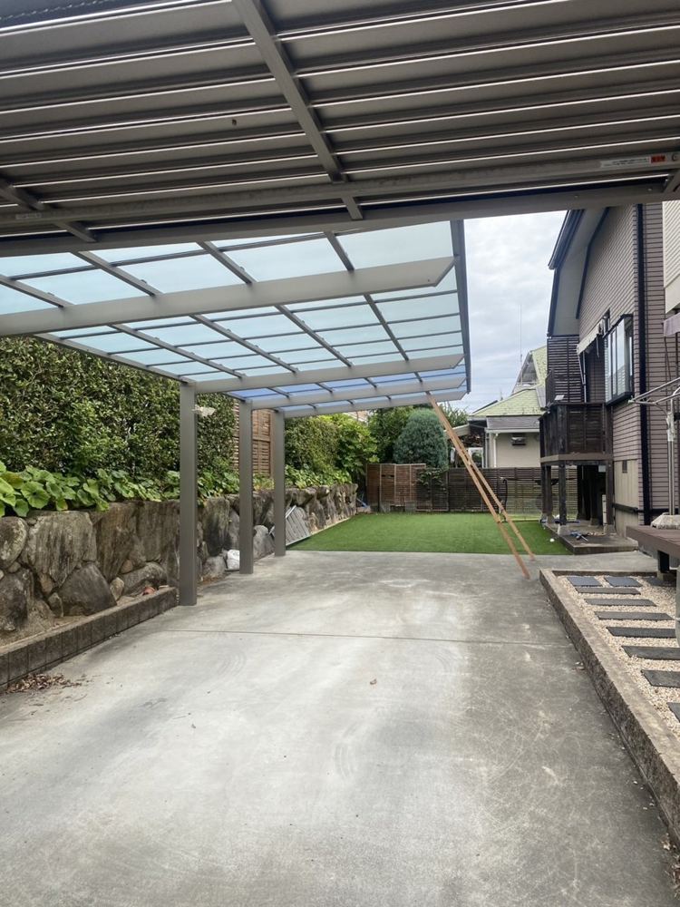 筑紫野市 カーポート延長工事 屋根の組み立て